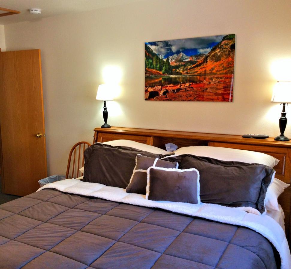 Mein Haus Bed & Breakfast Avon Bagian luar foto