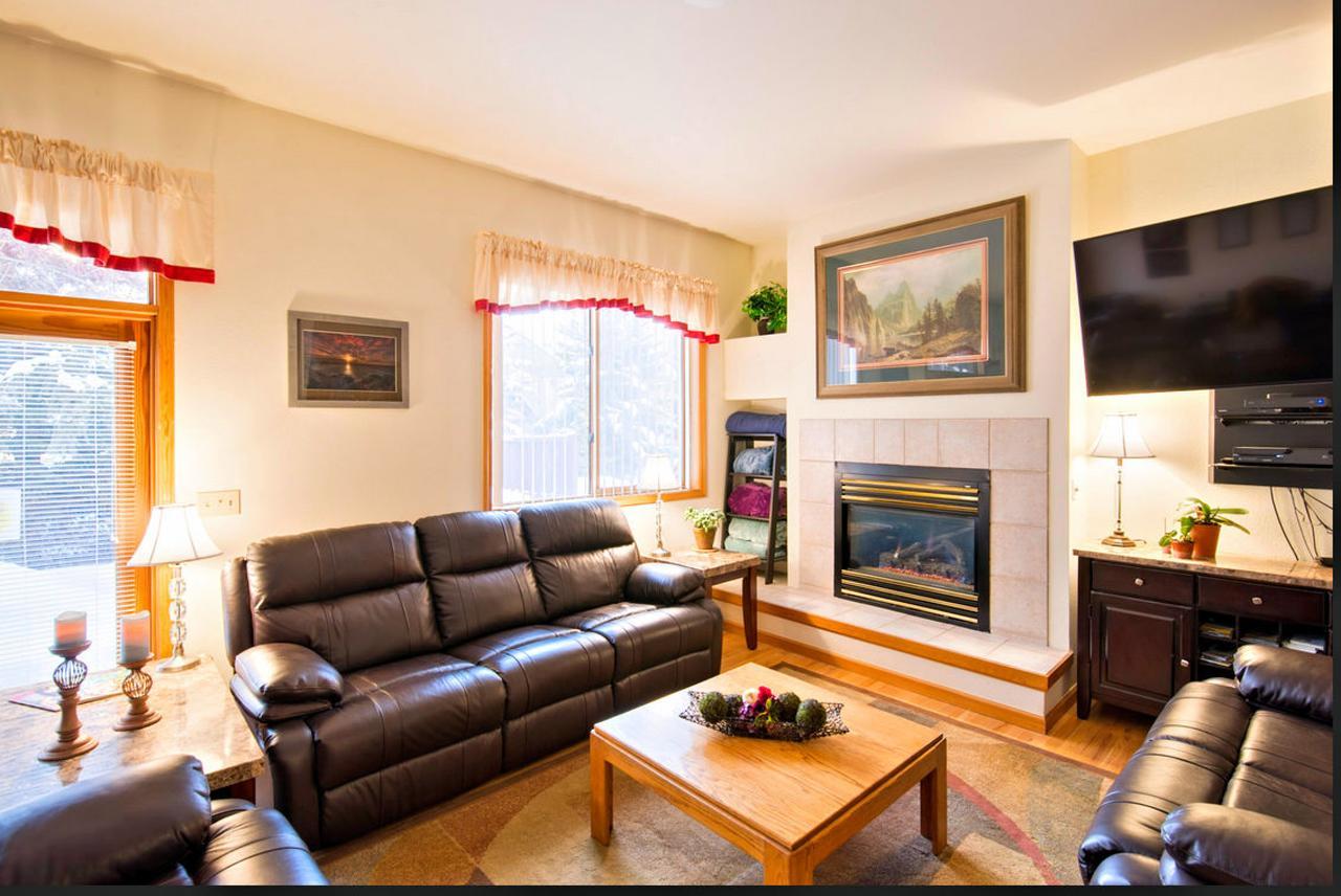 Mein Haus Bed & Breakfast Avon Bagian luar foto