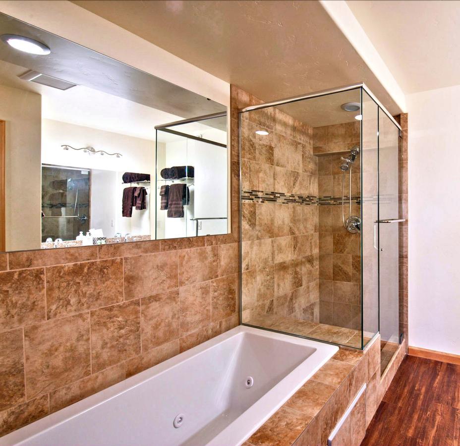 Mein Haus Bed & Breakfast Avon Bagian luar foto