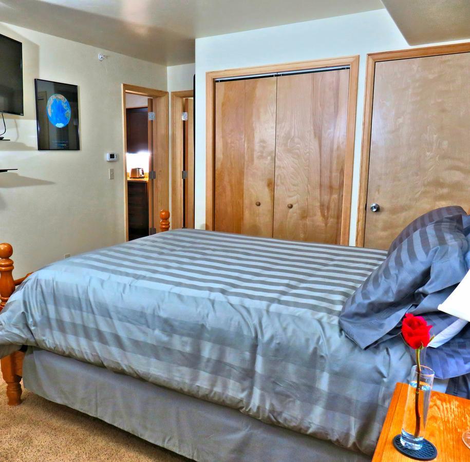 Mein Haus Bed & Breakfast Avon Bagian luar foto