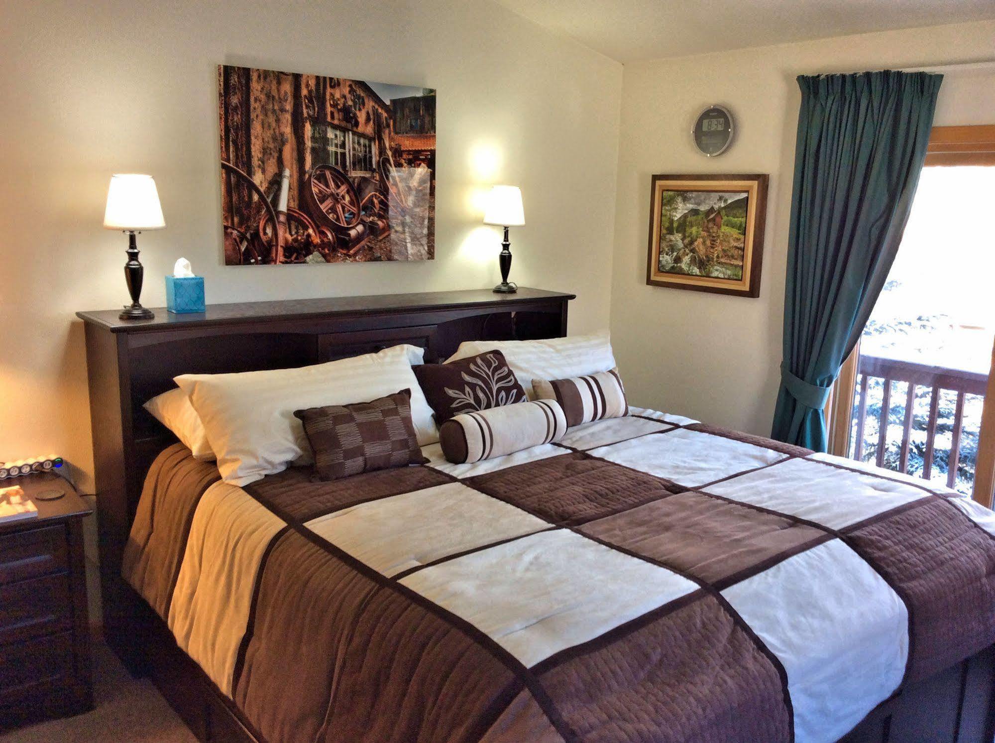 Mein Haus Bed & Breakfast Avon Bagian luar foto