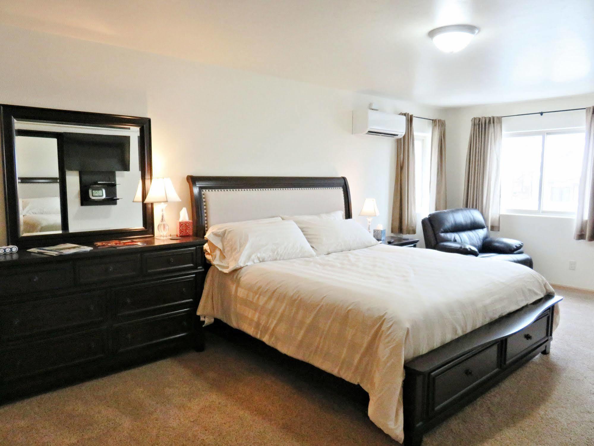 Mein Haus Bed & Breakfast Avon Bagian luar foto
